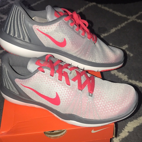 Nike sapatos Nfs Flex Supreme Tr 5 Training Poshmark Nike 5 sapatos Nfs Flex Supreme Tr 5 Nike Training Poshmark 122c7f